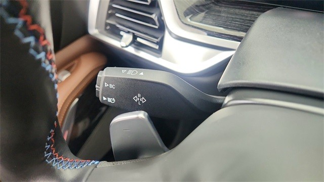 2025 BMW X7 M60i AWD