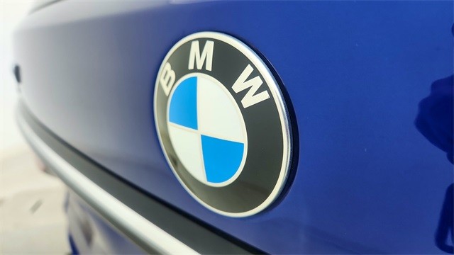 2025 BMW X7 M60i AWD