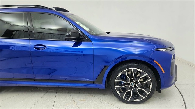 2025 BMW X7 M60i AWD