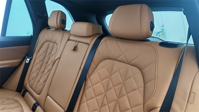 2025 BMW X5 sDrive40i RWD