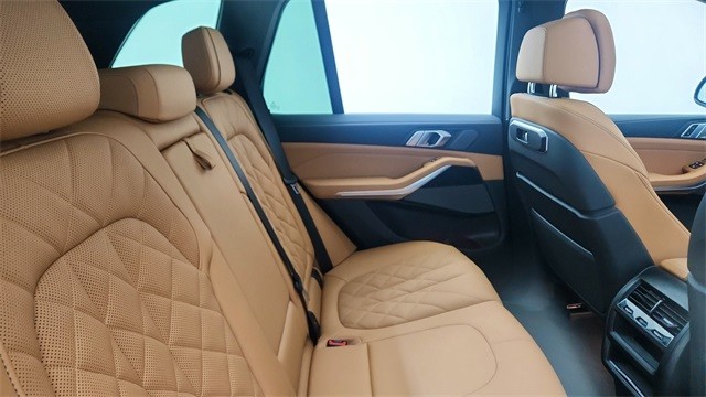 2025 BMW X5 sDrive40i RWD