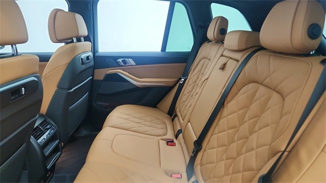 2025 BMW X5 sDrive40i RWD