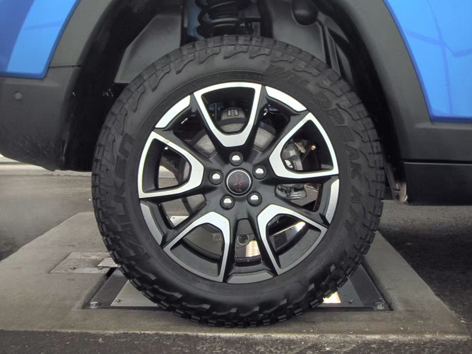 2025 Jeep Compass Trailhawk AWD