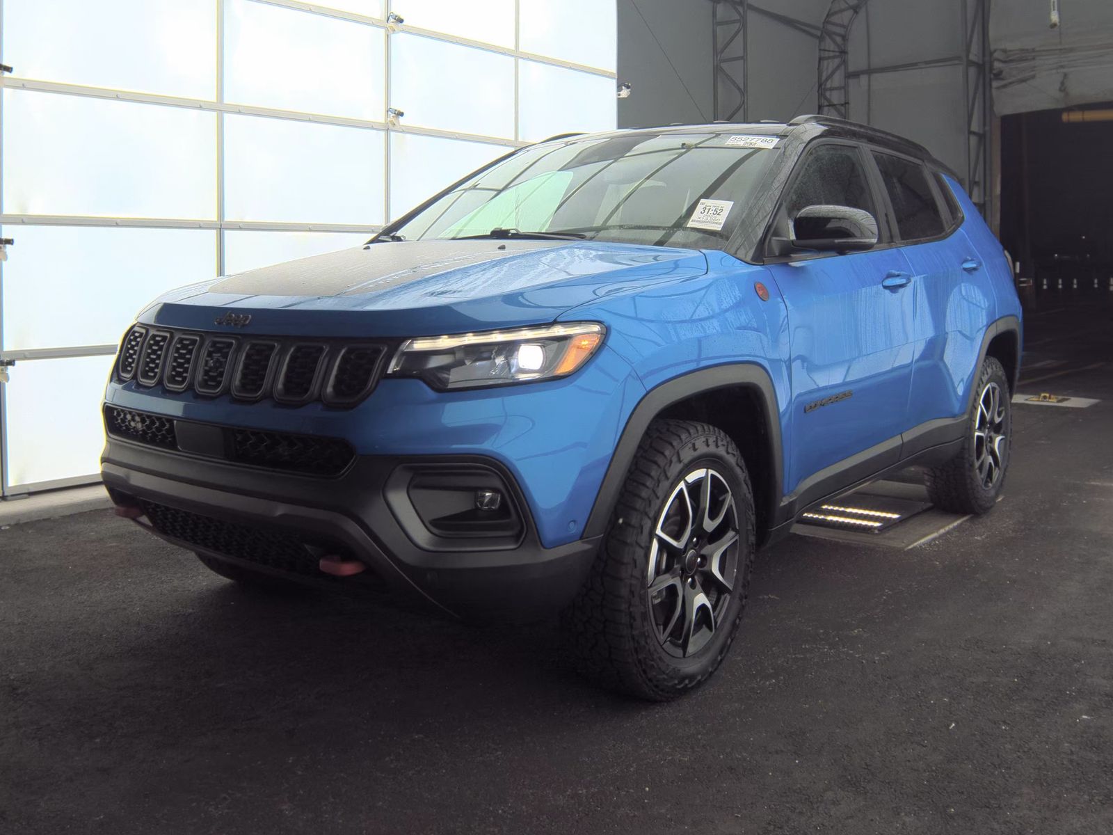 2025 Jeep Compass Trailhawk AWD