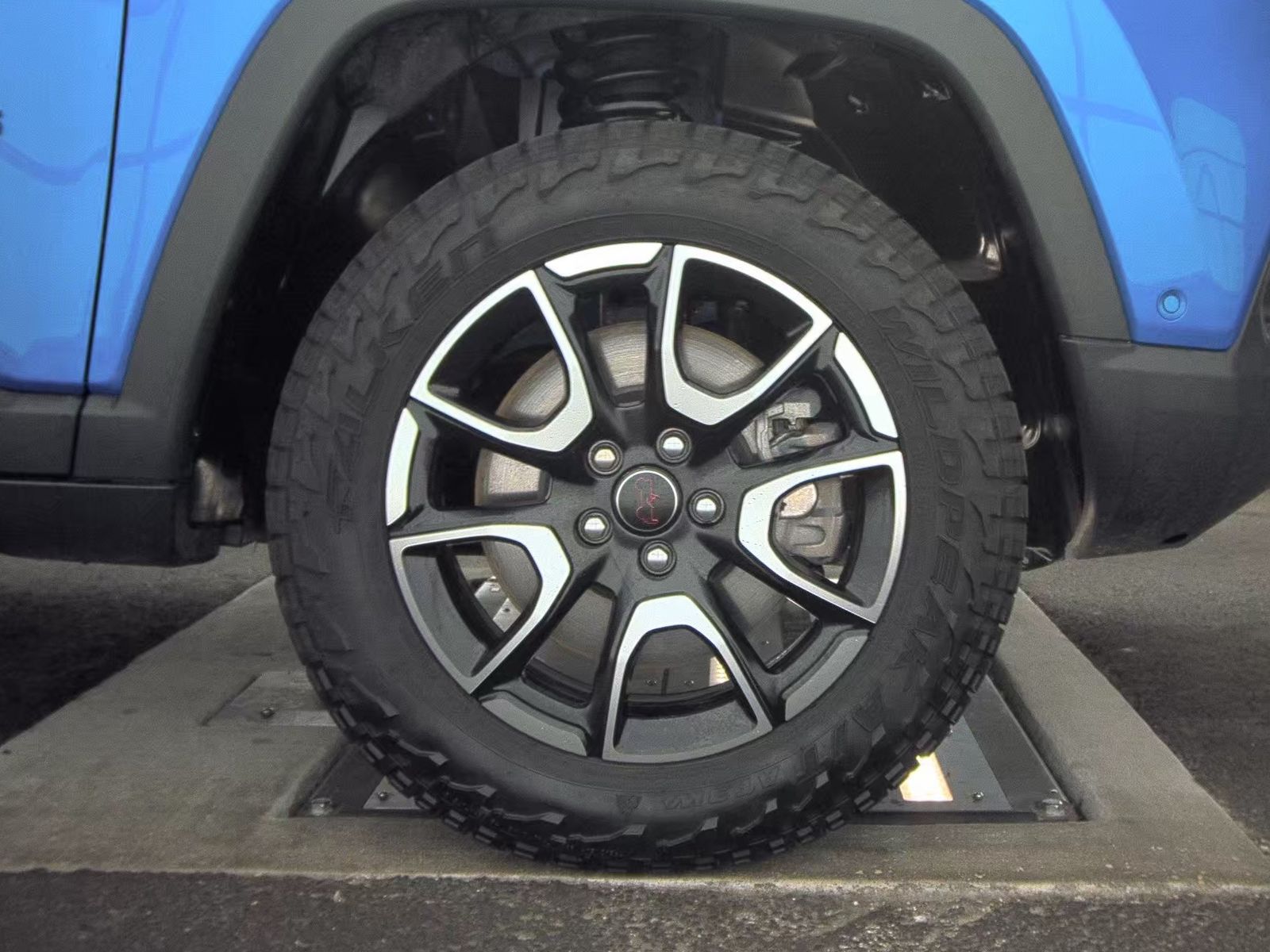 2025 Jeep Compass Trailhawk AWD