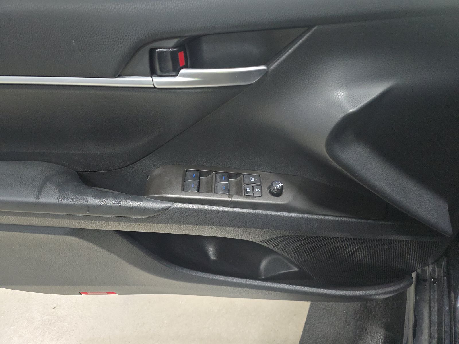 2023 Toyota Camry SE FWD