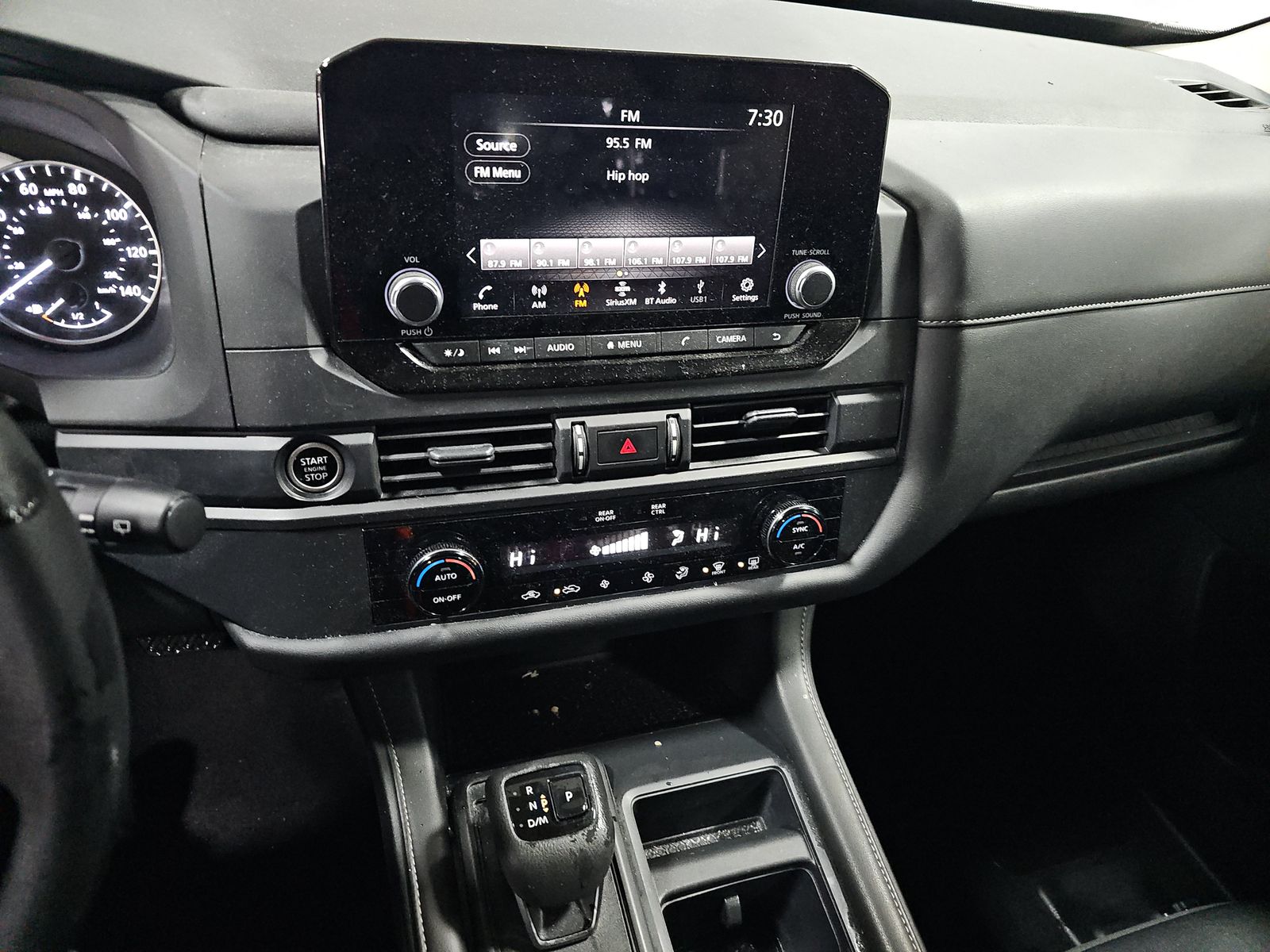 2024 Nissan Pathfinder S AWD