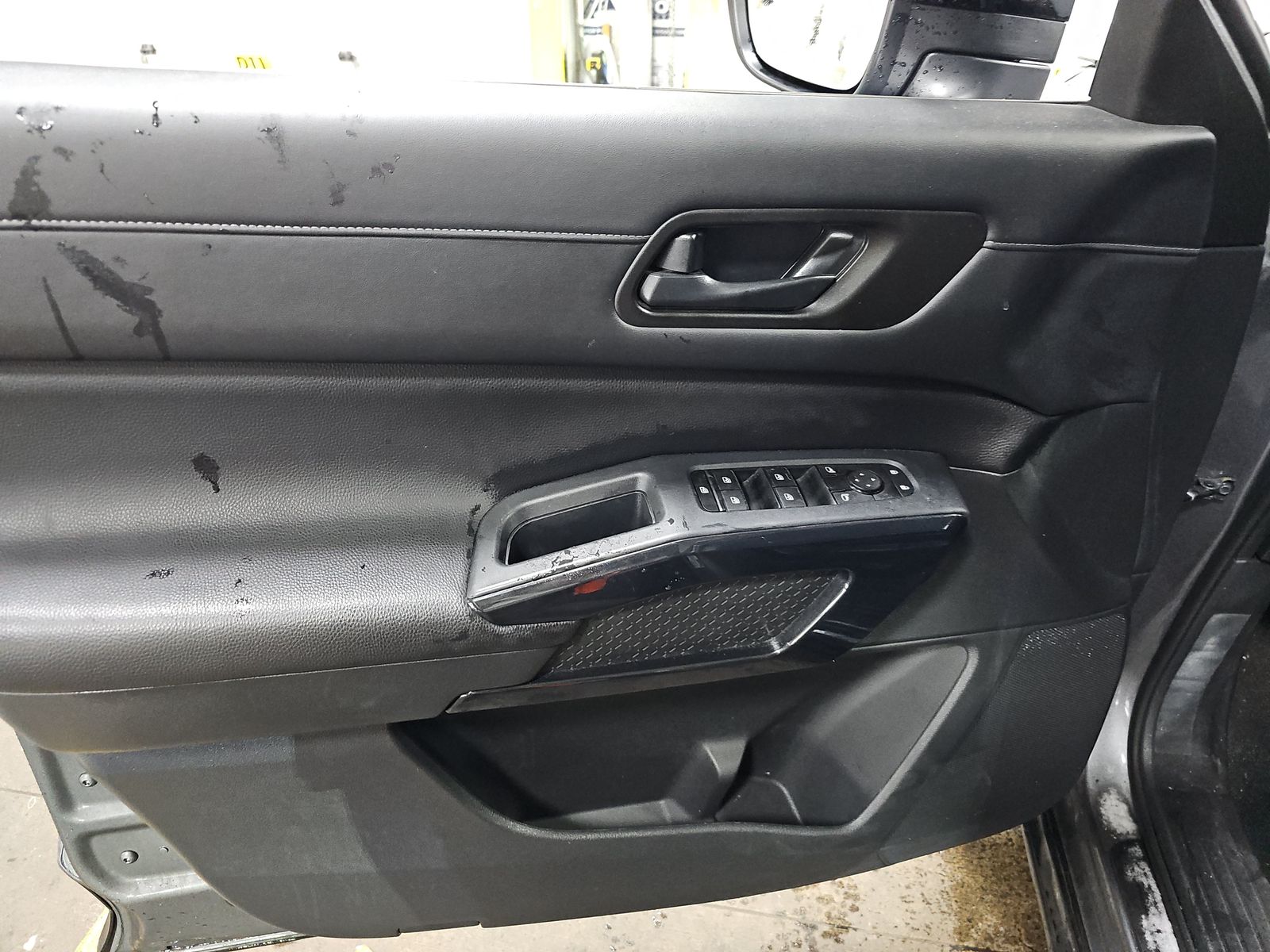 2024 Nissan Pathfinder S AWD