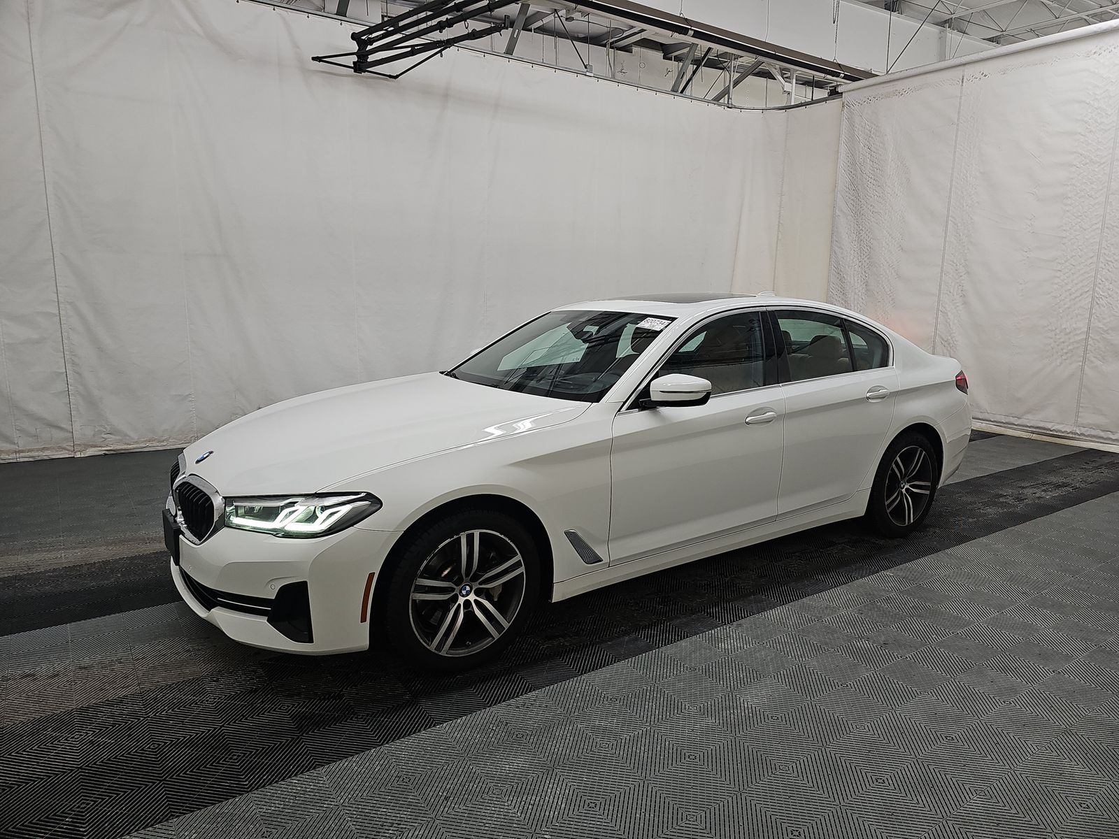 2023 BMW 5 Series 530i xDrive AWD