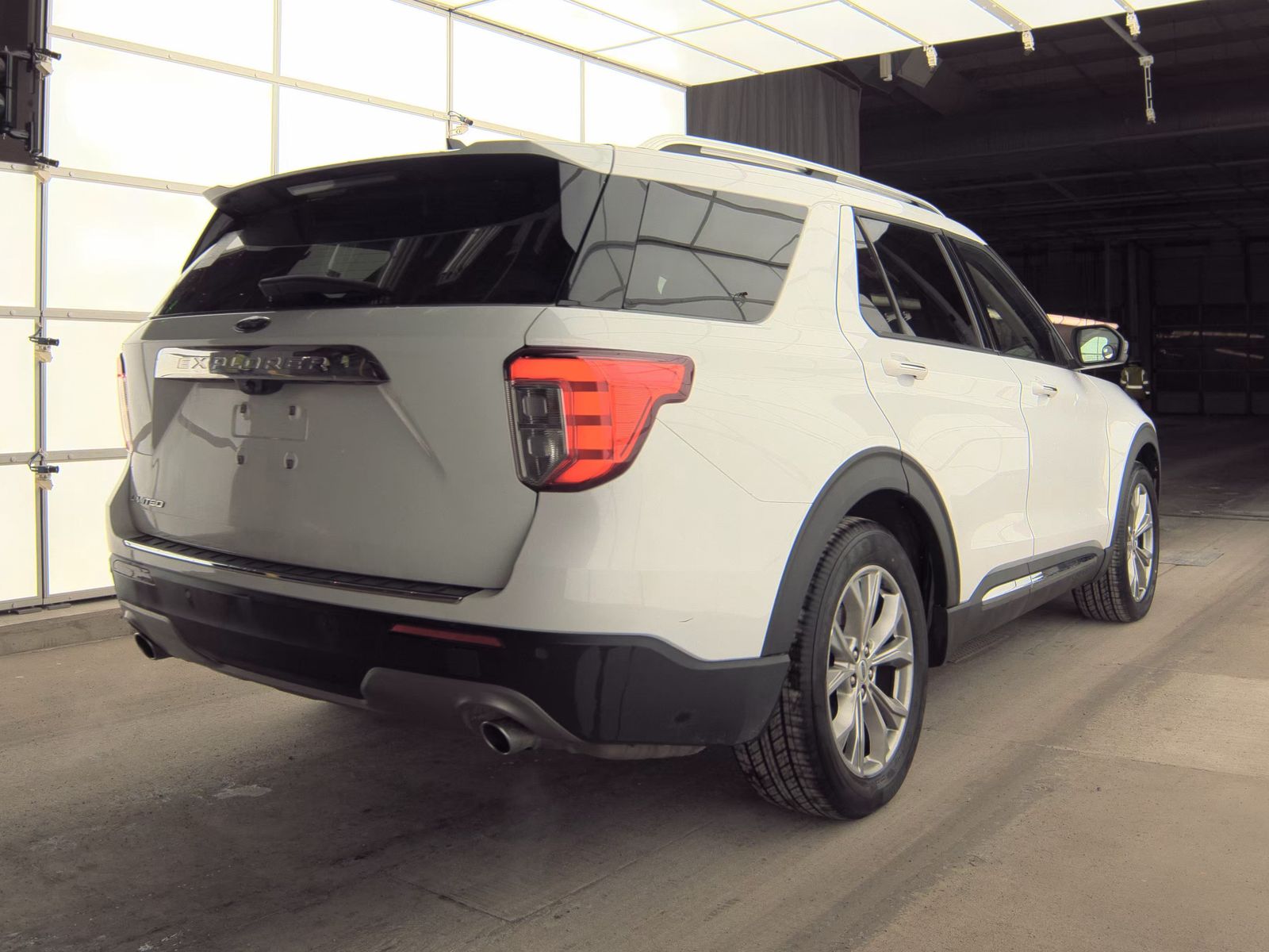 2023 Ford Explorer Limited RWD