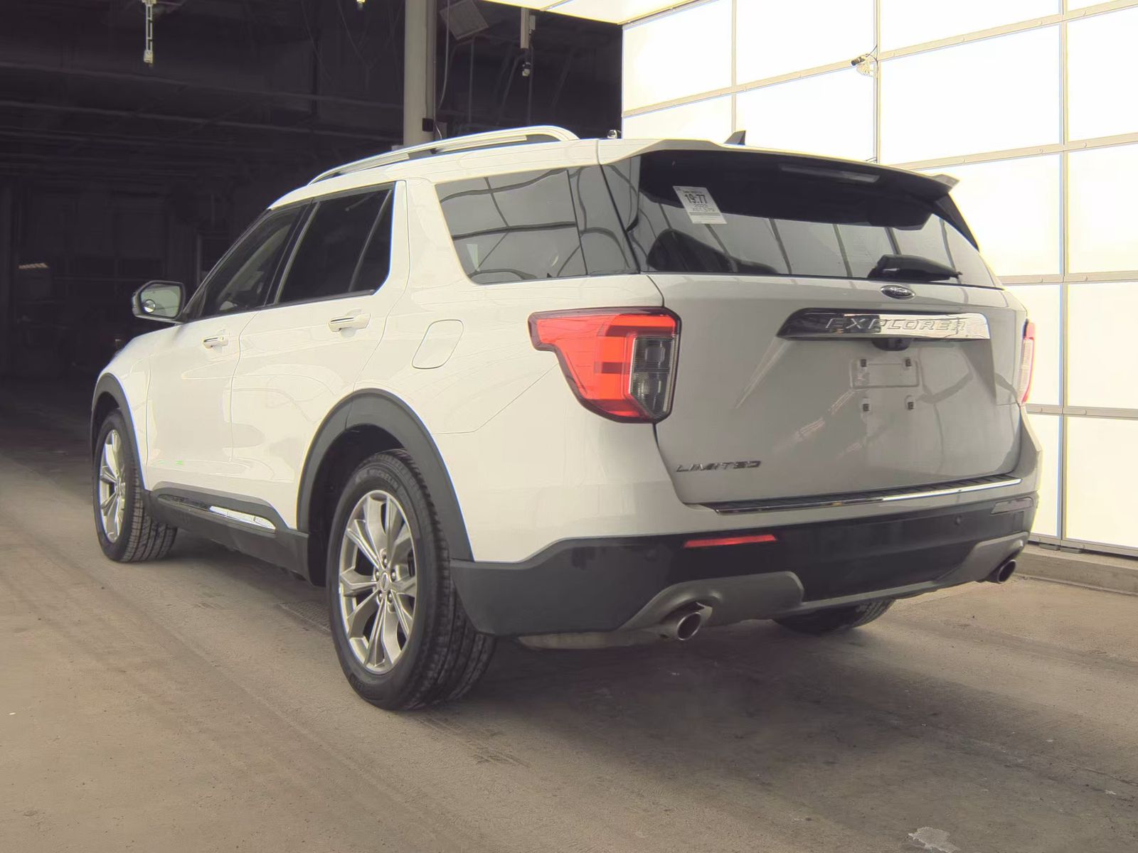 2023 Ford Explorer Limited RWD