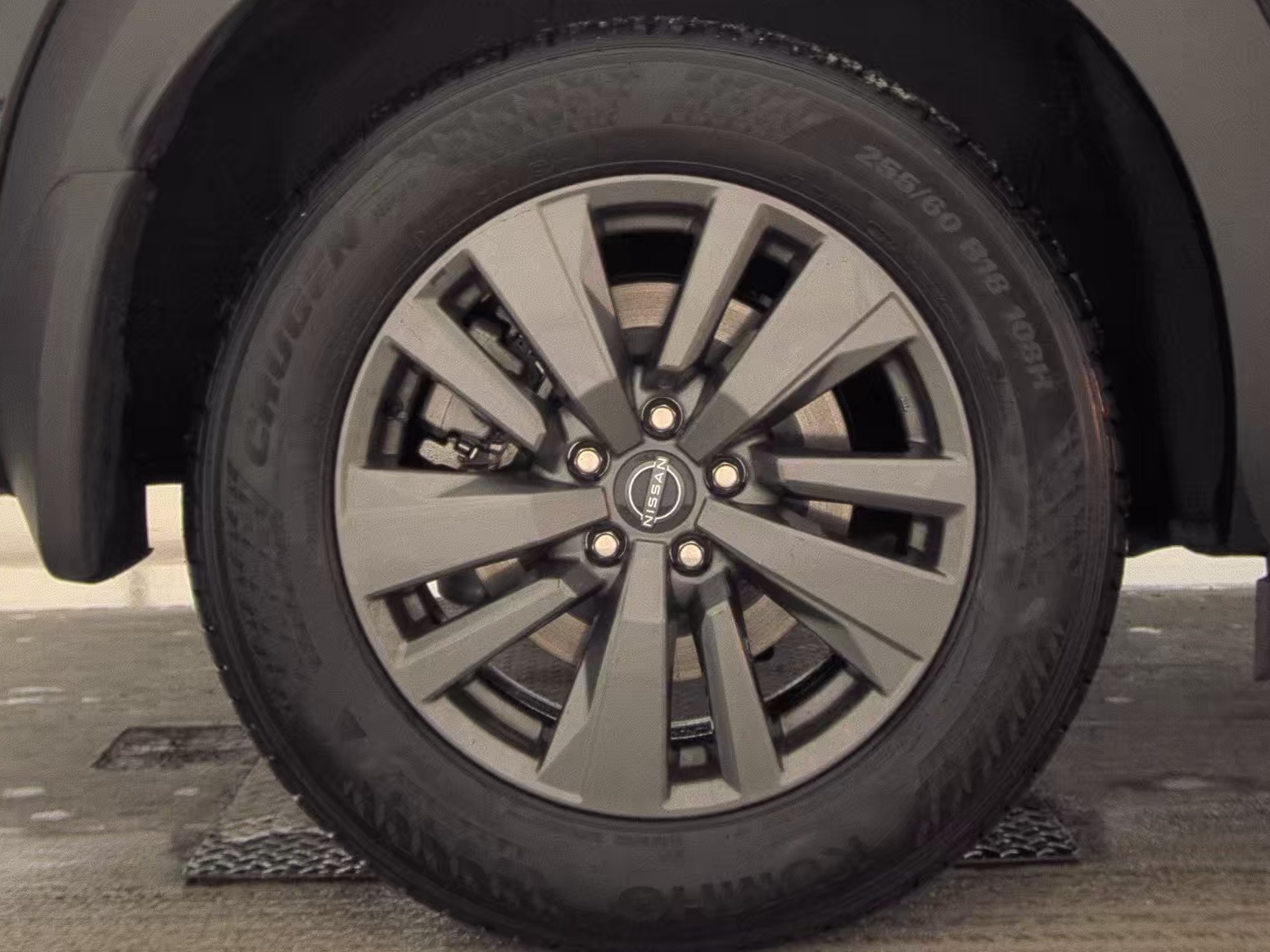 2024 Nissan Pathfinder SV AWD