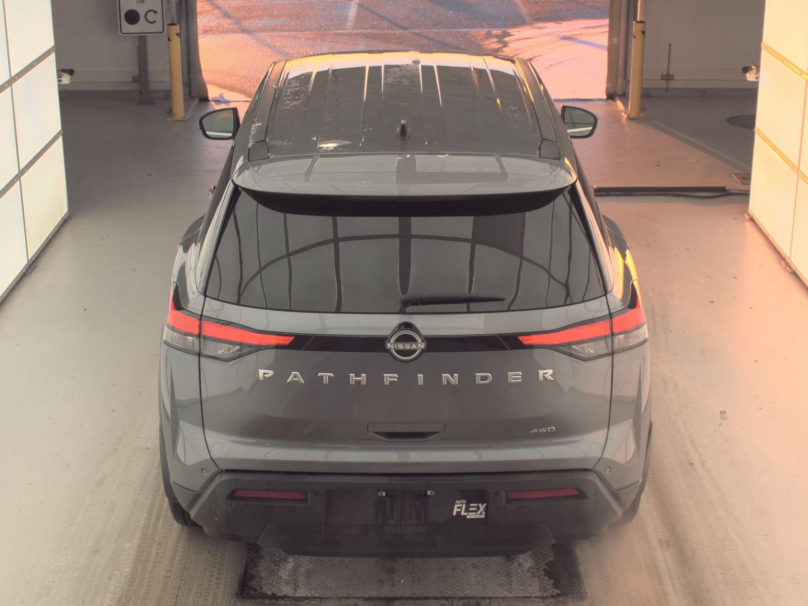 2024 Nissan Pathfinder S AWD