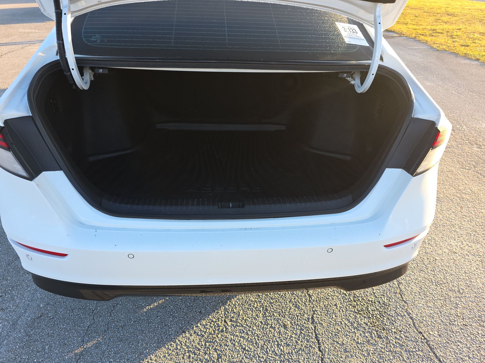 2023 Honda Accord Hybrid Touring FWD