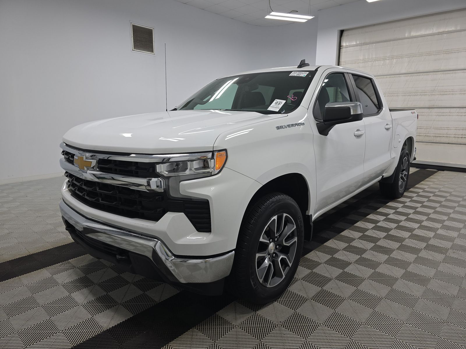 2022 Chevrolet Silverado 1500 LT AWD