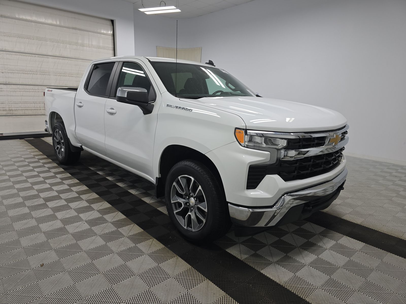 2022 Chevrolet Silverado 1500 LT AWD