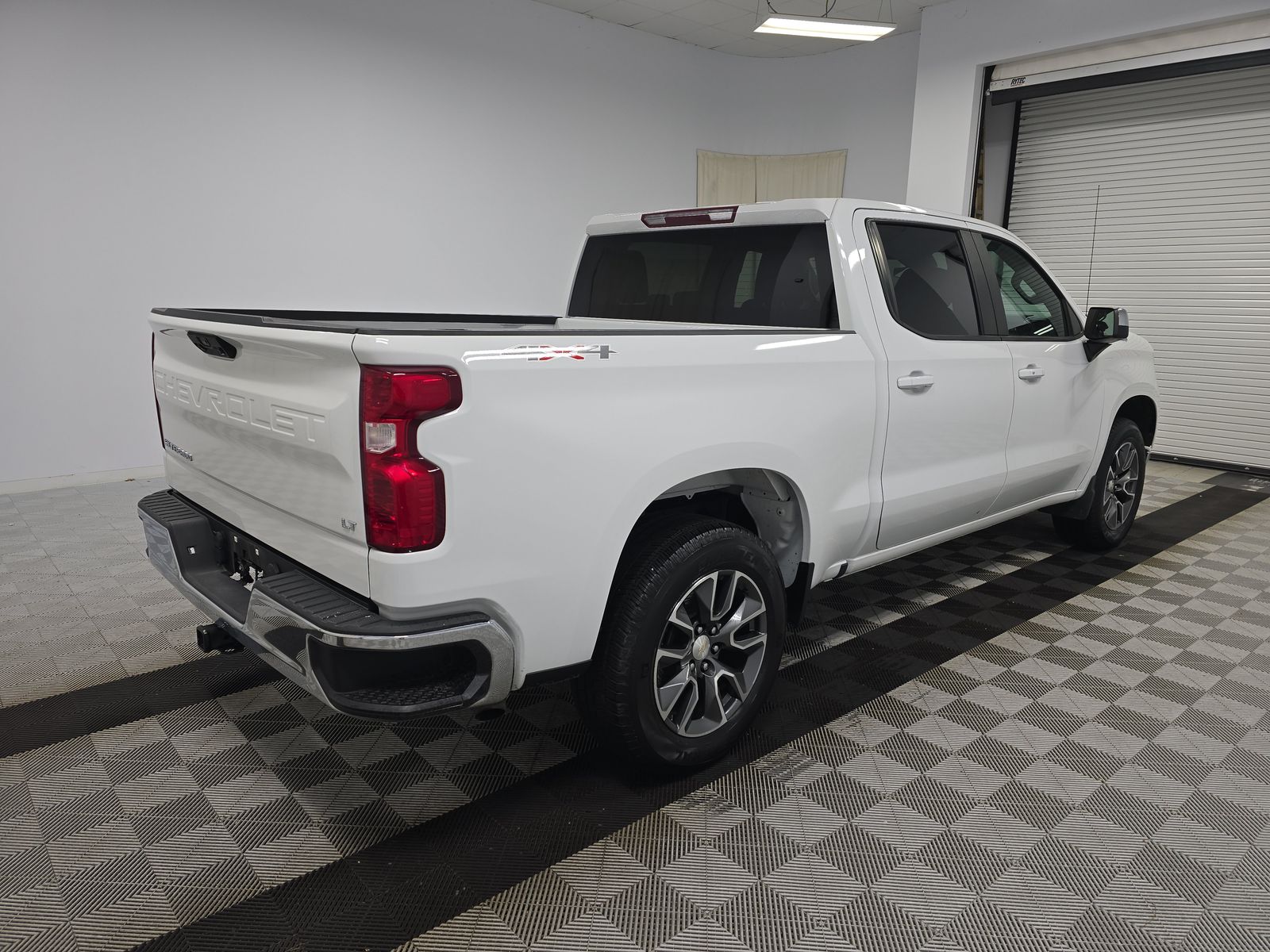 2022 Chevrolet Silverado 1500 LT AWD