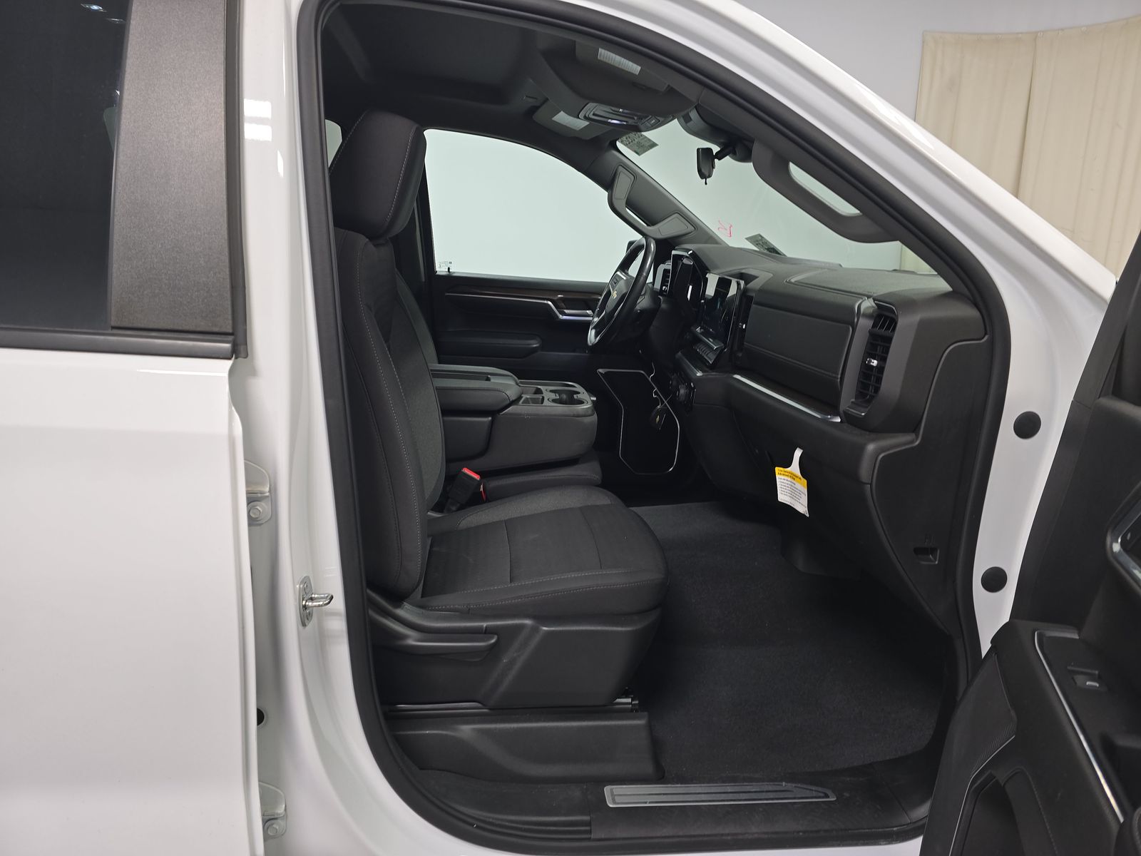 2022 Chevrolet Silverado 1500 LT AWD