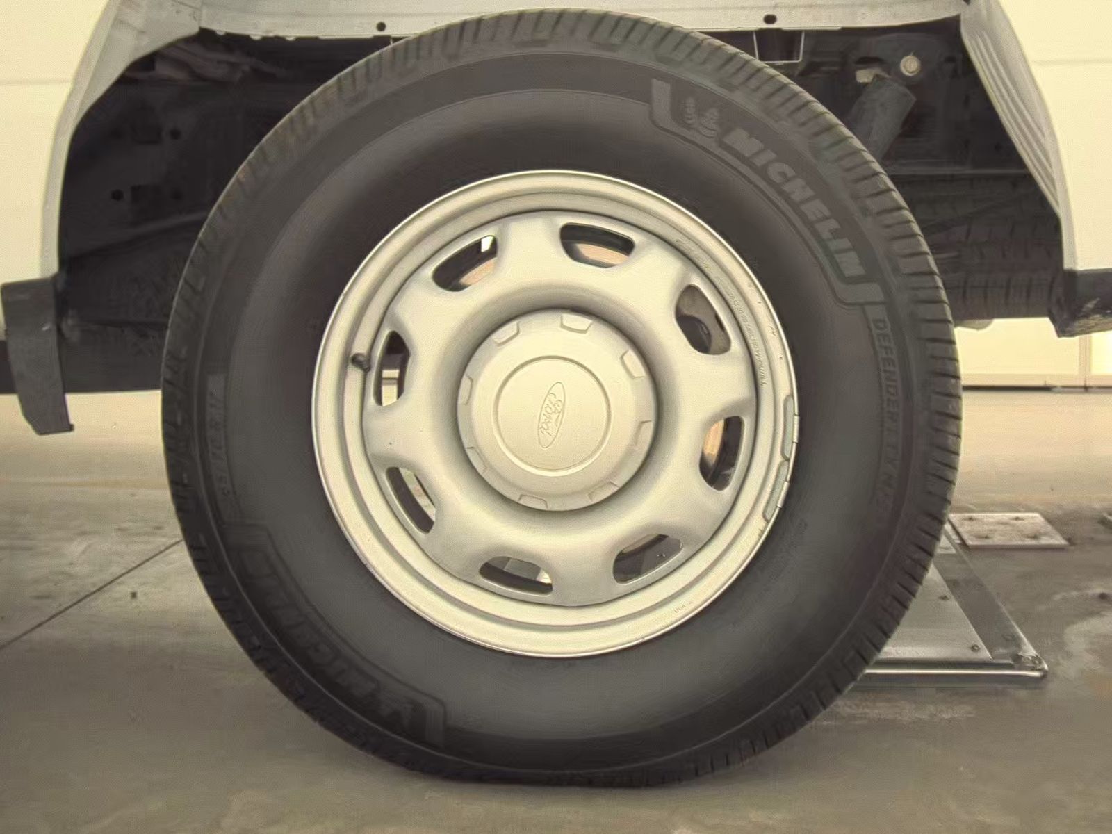 2021 Ford F-150 XL RWD