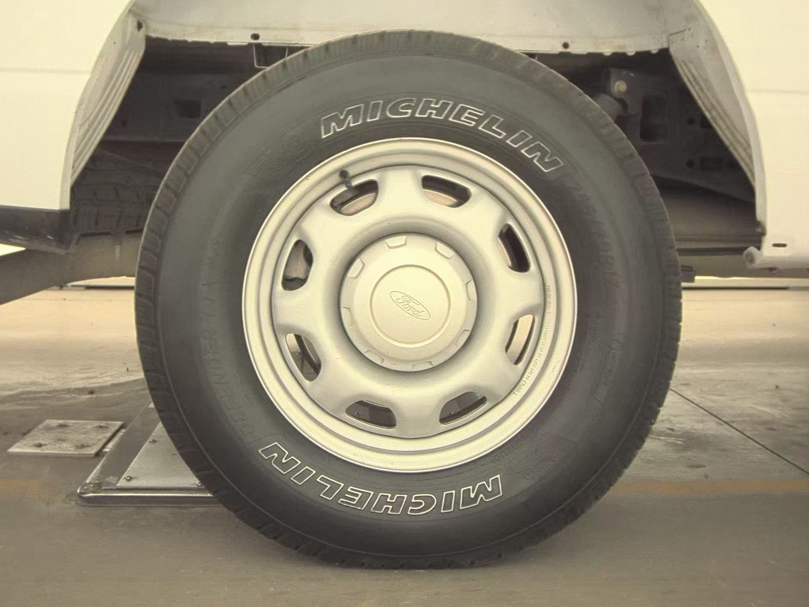 2021 Ford F-150 XL RWD