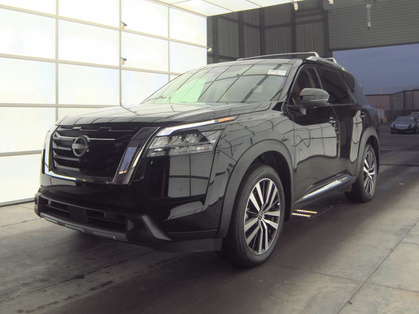 2024 Nissan Pathfinder Platinum AWD