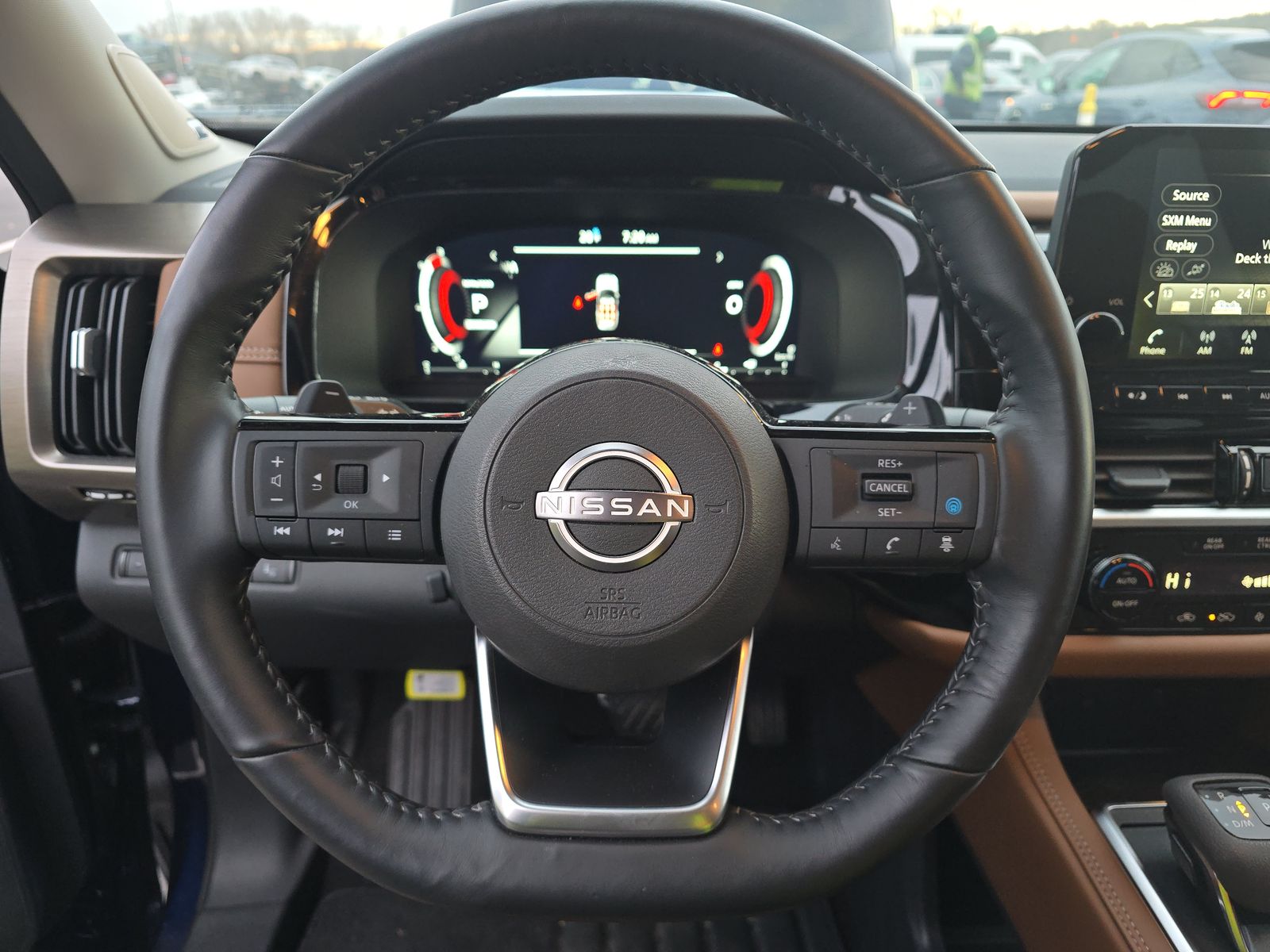 2024 Nissan Pathfinder Platinum FWD