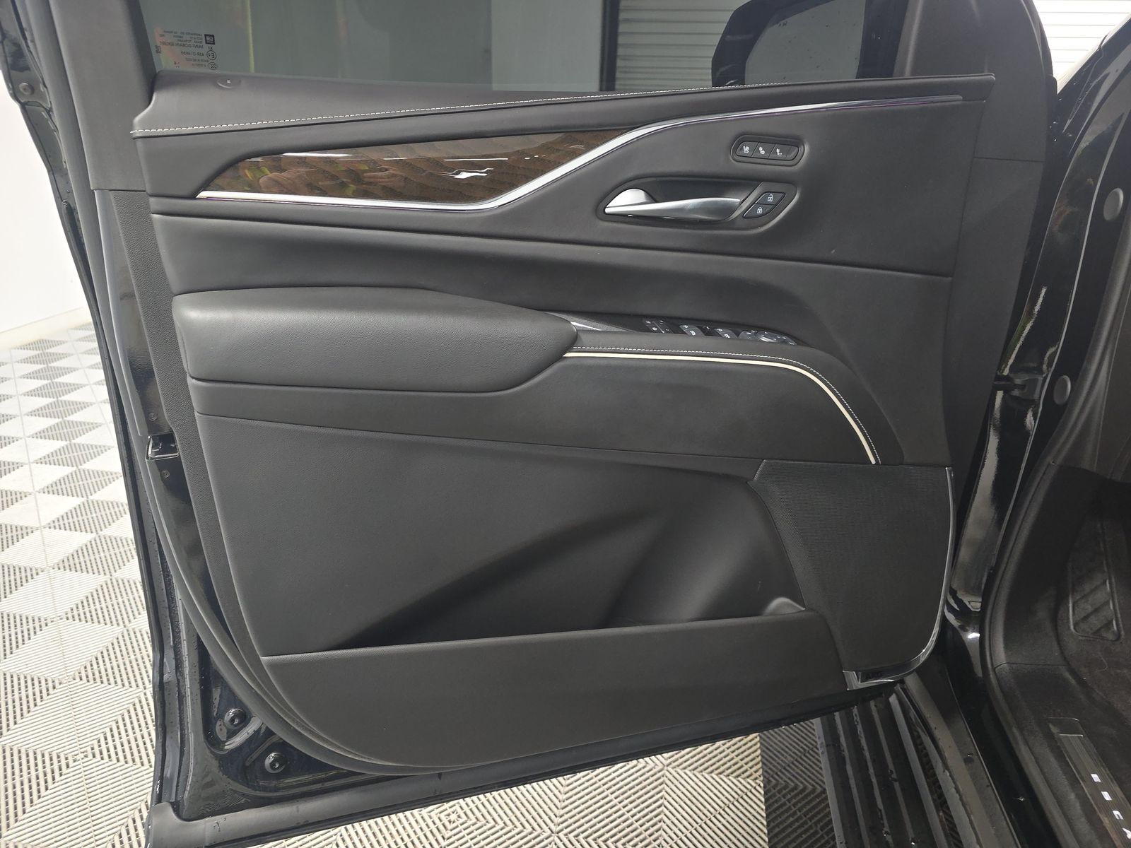 2024 Cadillac Escalade ESV Sport Platinum AWD