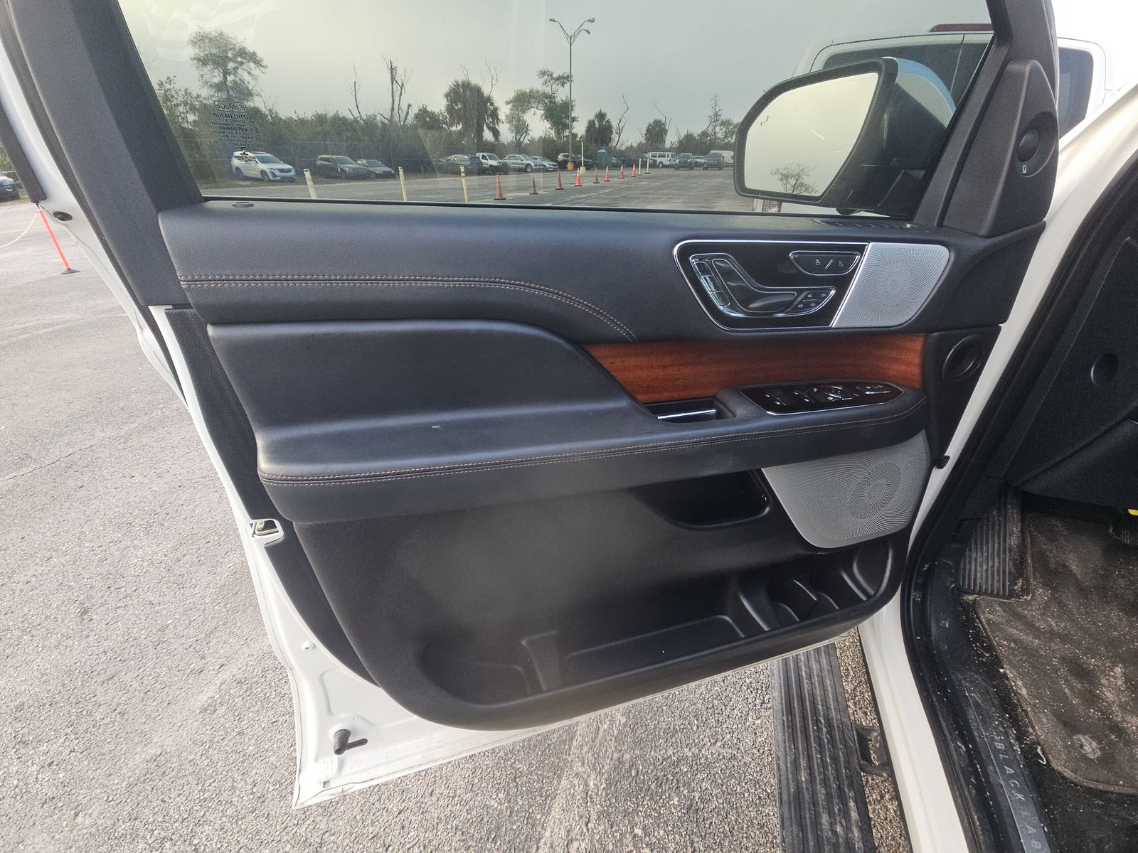 2023 Lincoln Navigator L Black Label AWD