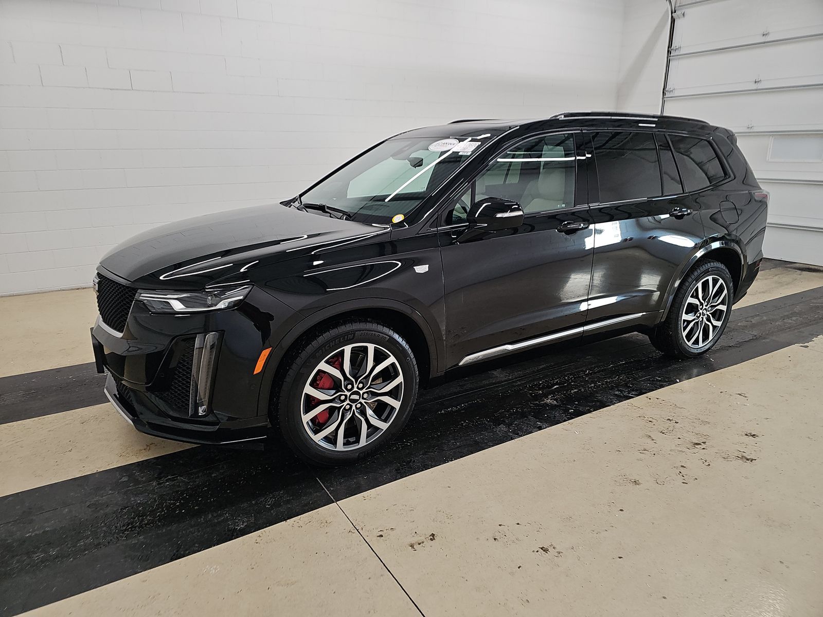 2023 Cadillac XT6 Sport's photo