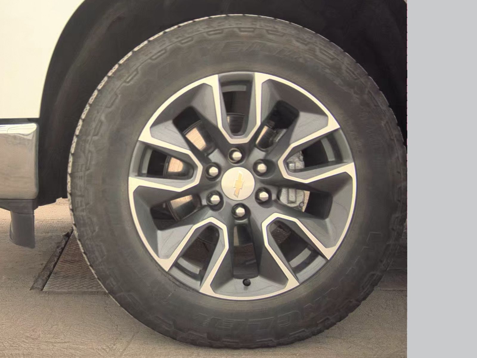 2024 Chevrolet Silverado 1500 LT AWD