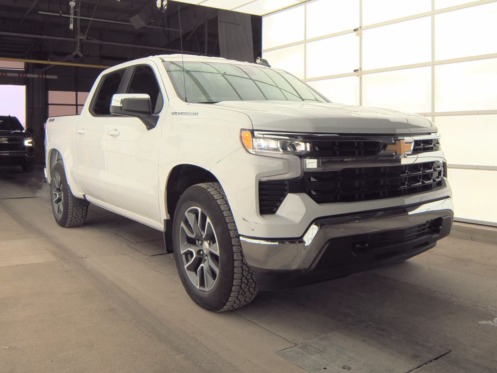 2024 Chevrolet Silverado 1500 LT AWD