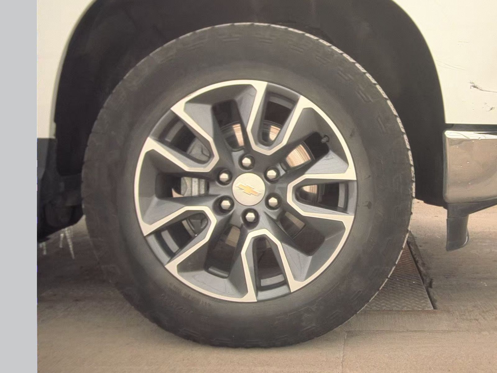 2024 Chevrolet Silverado 1500 LT AWD