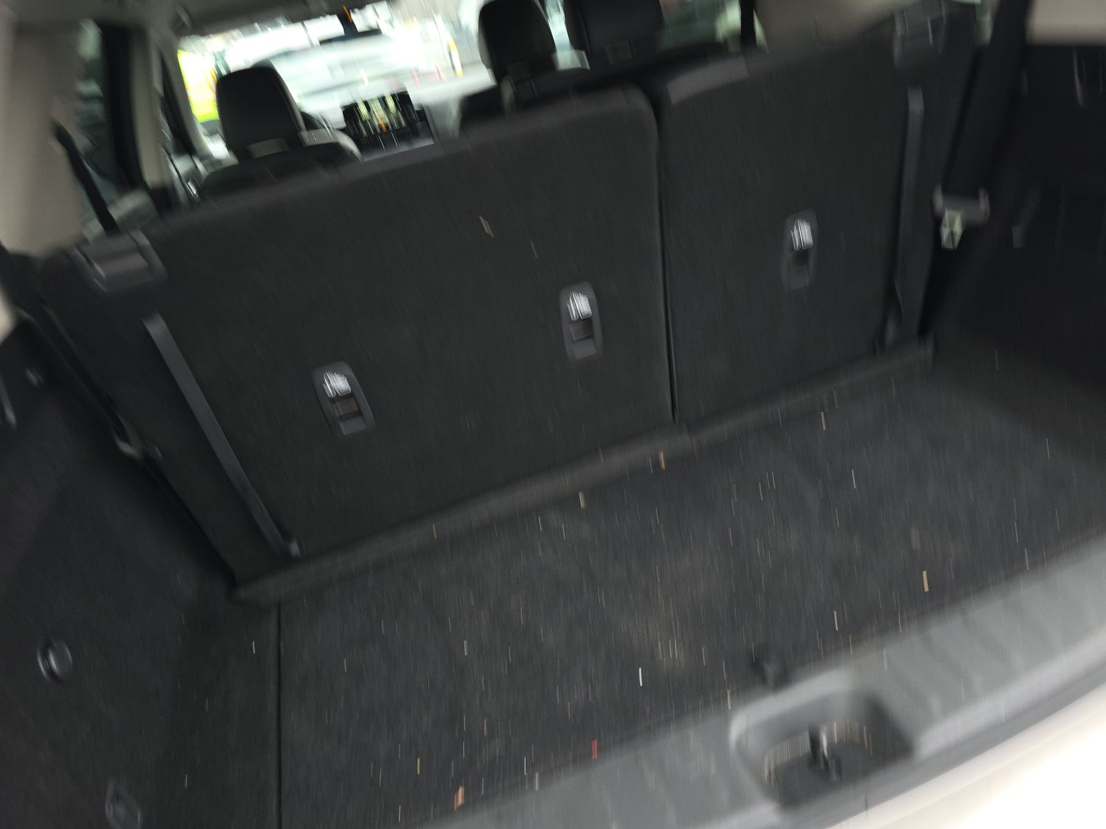 2024 Nissan Pathfinder SL FWD