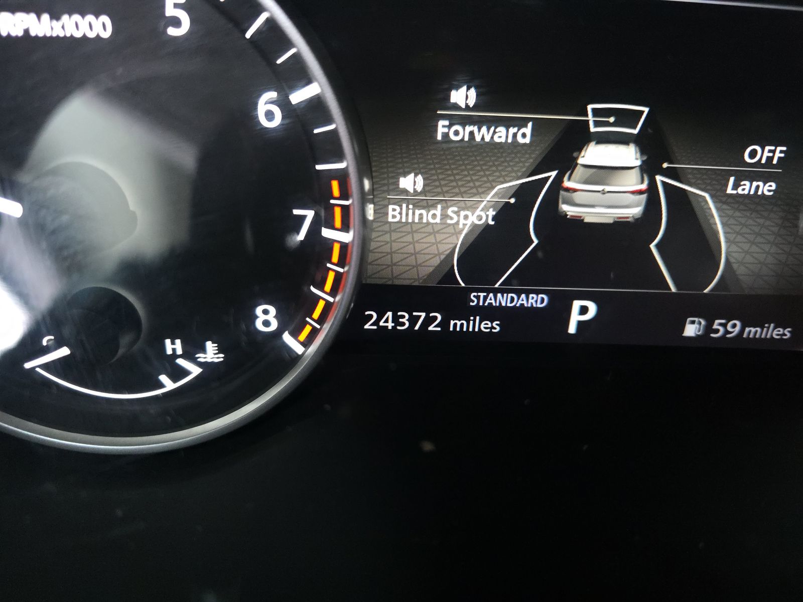 2024 Nissan Pathfinder SL FWD