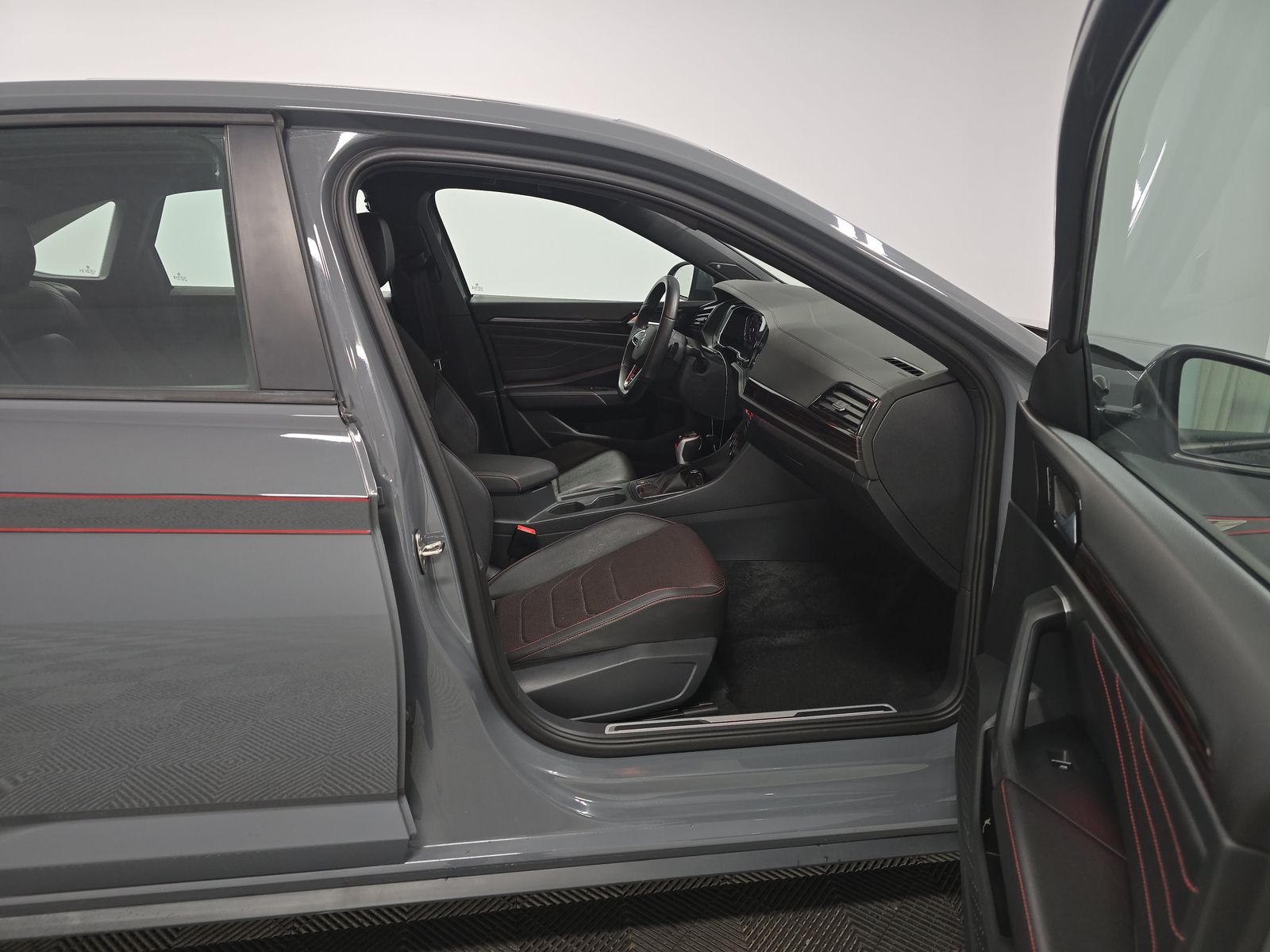 2024 Volkswagen Jetta 2.0T GLI Autobahn FWD