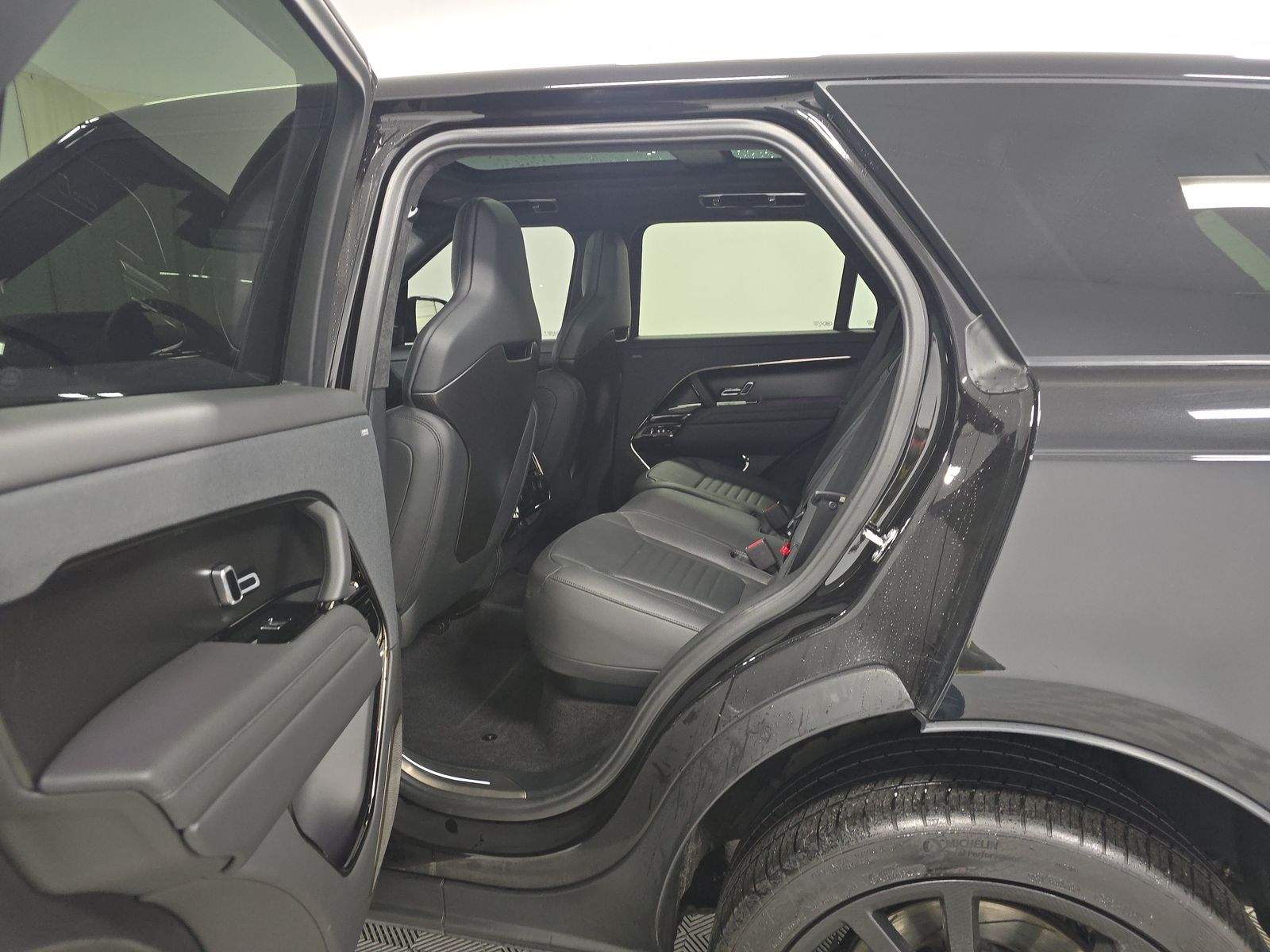 2024 Land Rover Range Rover Sport SV Edition One Obsidian Black AWD