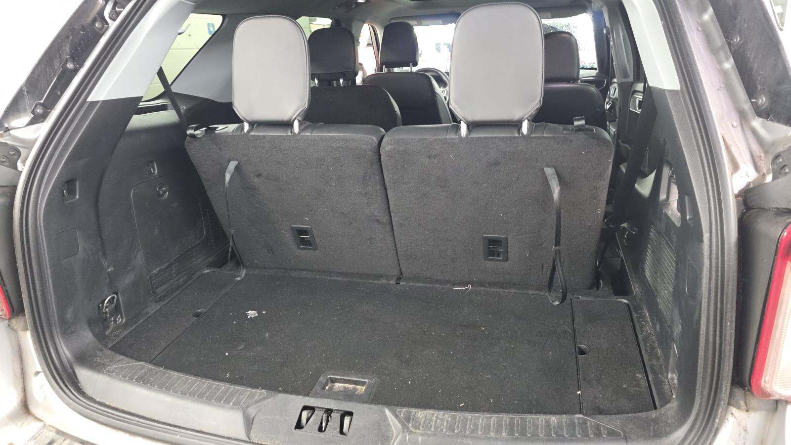 2023 Ford Explorer XLT AWD