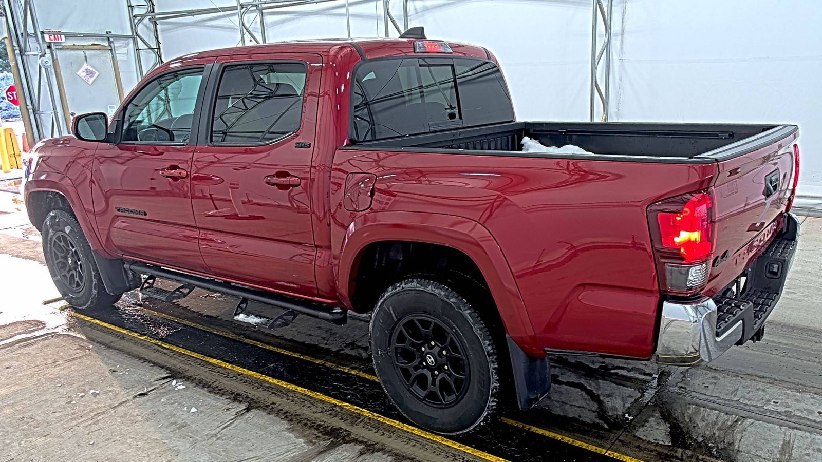 2022 Toyota Tacoma SR5 AWD