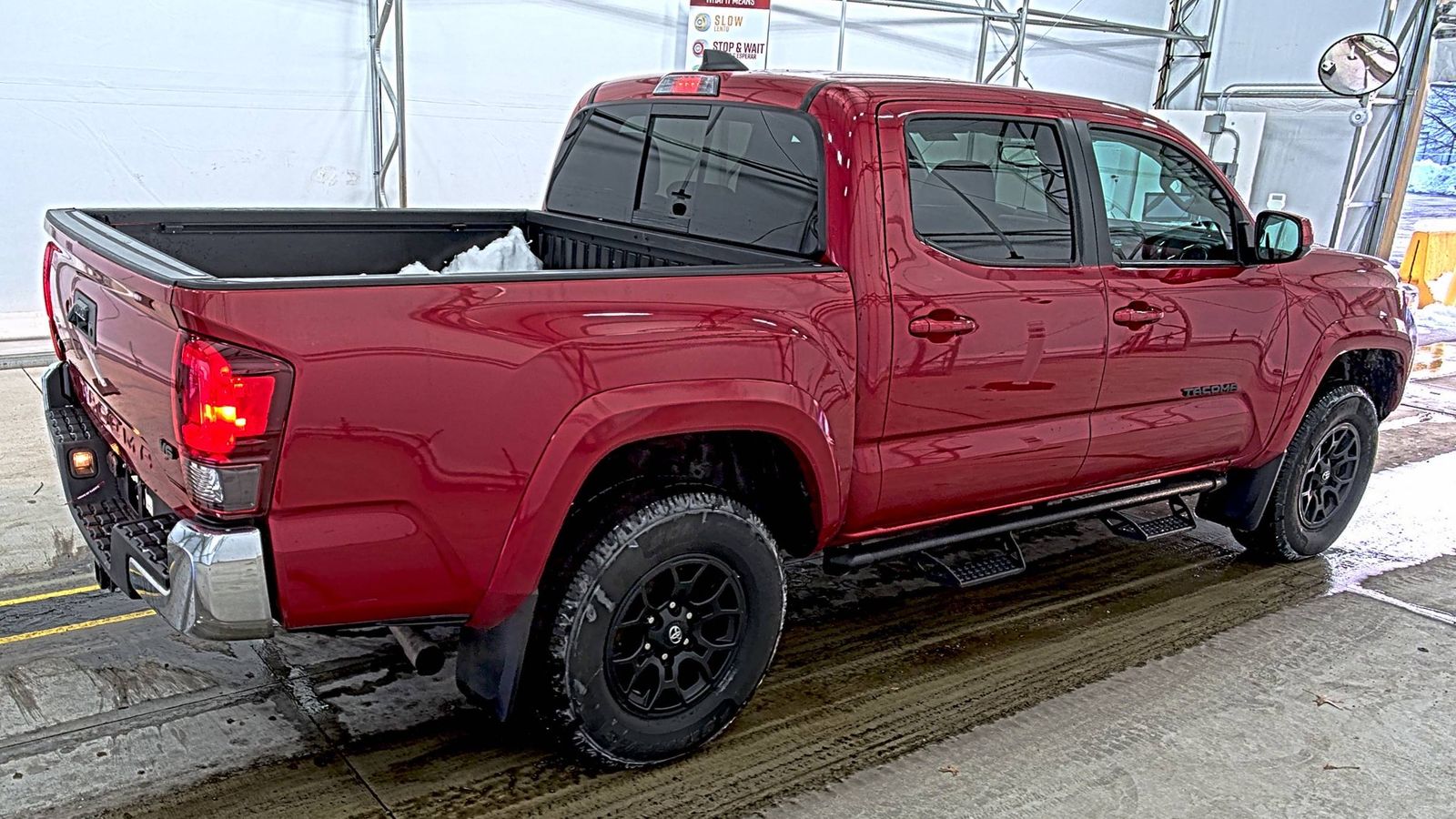 2022 Toyota Tacoma SR5 AWD