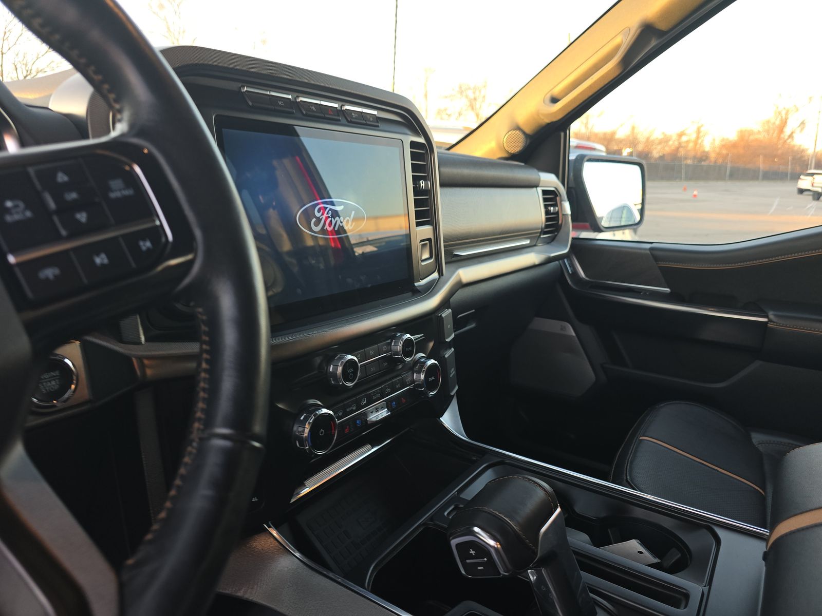 2022 Ford F-150 Platinum AWD