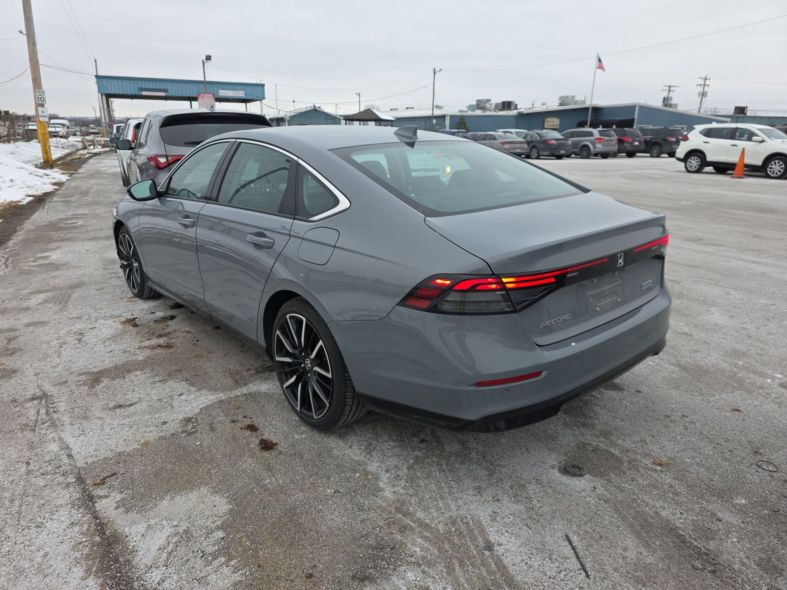 2023 Honda Accord Hybrid Touring FWD