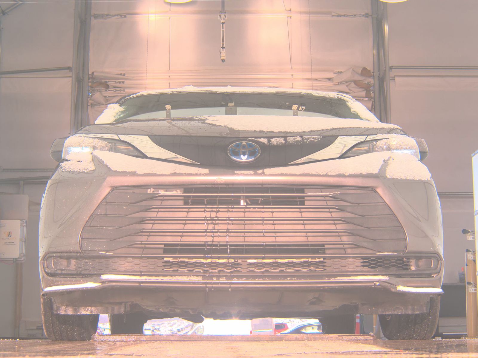 2024 Toyota Sienna LE FWD