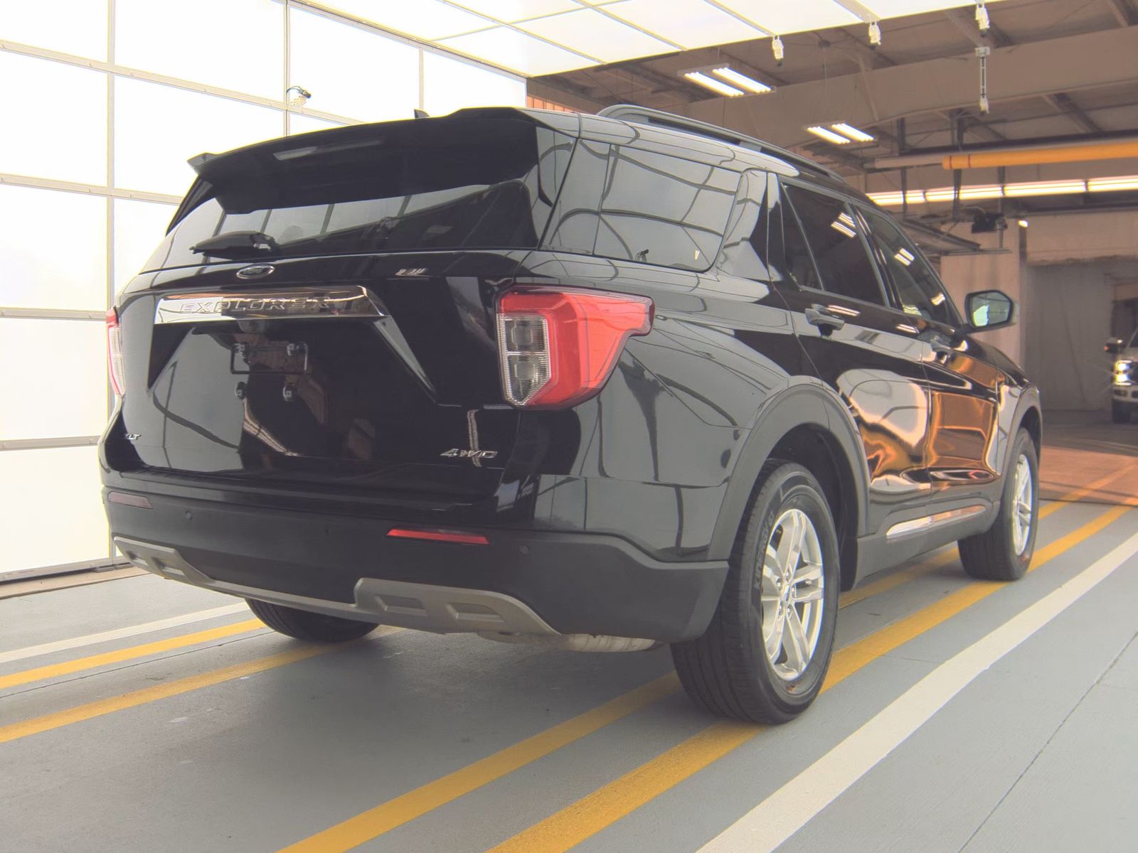 2023 Ford Explorer XLT AWD