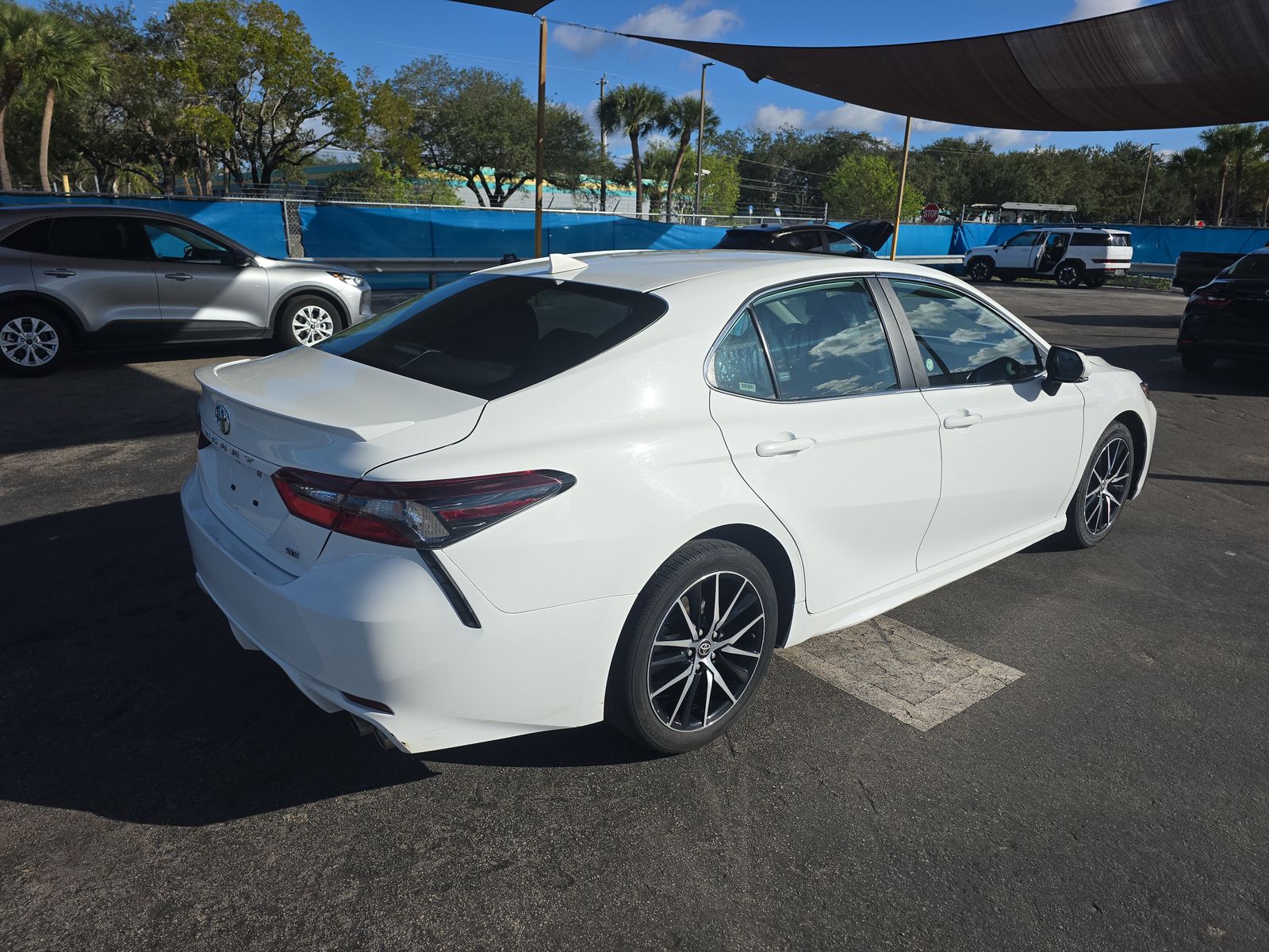 2024 Toyota Camry SE FWD