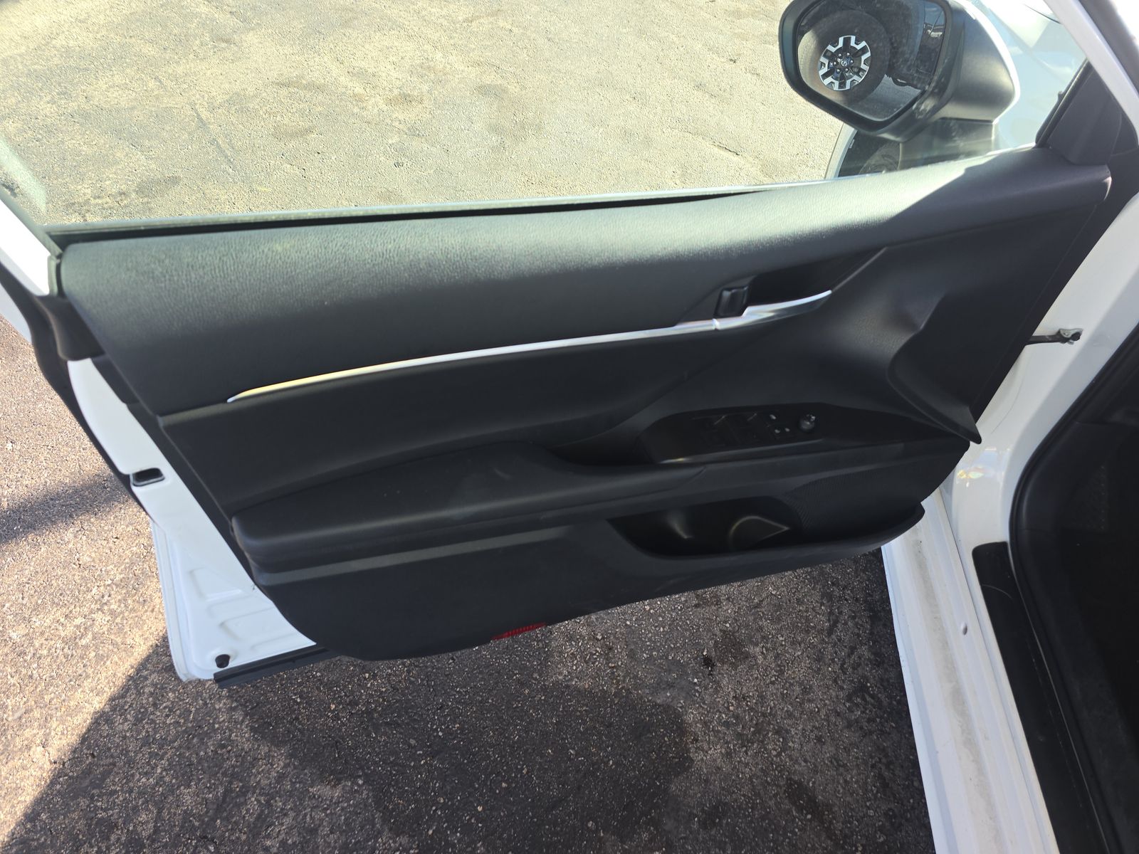 2024 Toyota Camry SE FWD