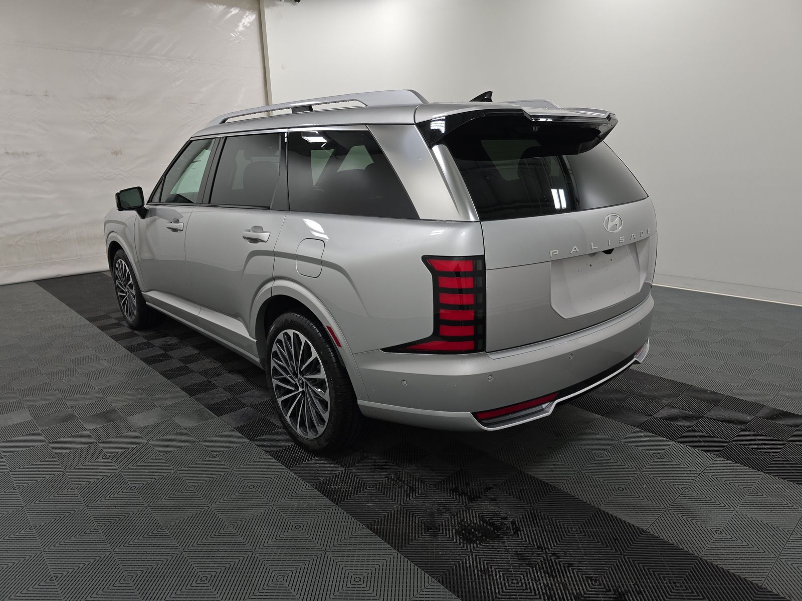 HYUNDAI CALLIGRAPH - 7