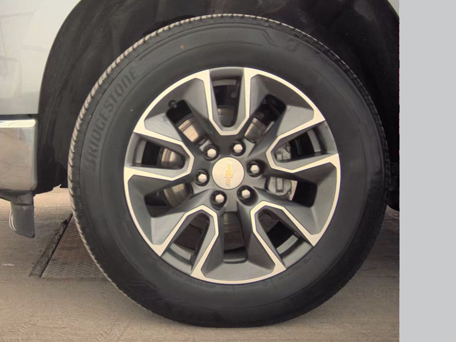 2024 Chevrolet Silverado 1500 LT AWD