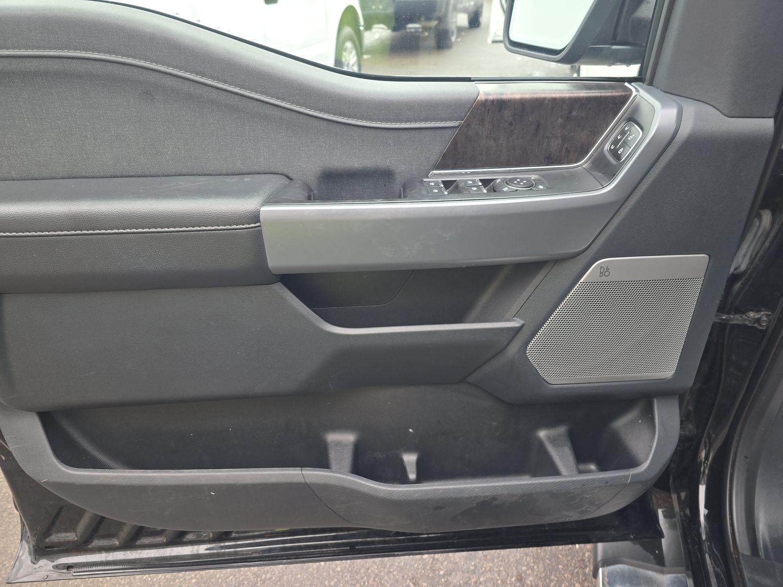 2023 Ford F-150 Lariat AWD