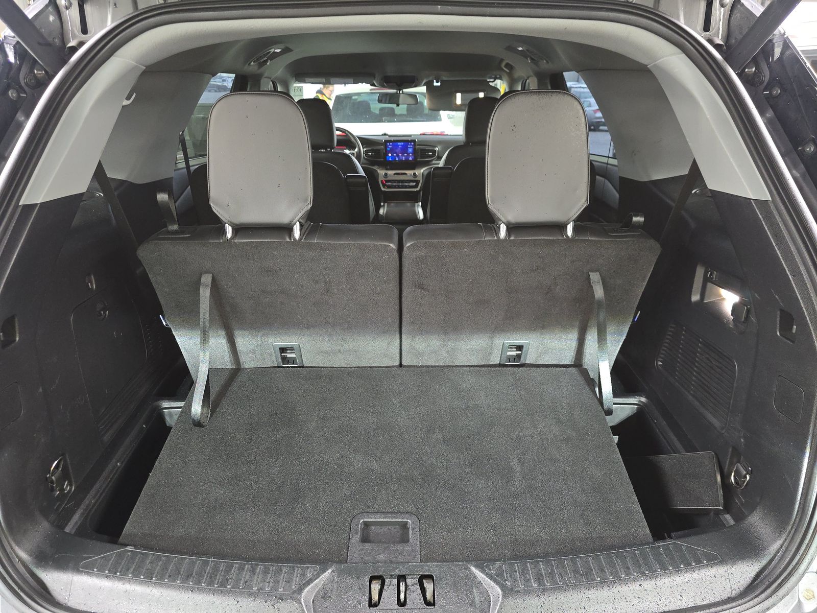 2022 Ford Explorer XLT AWD