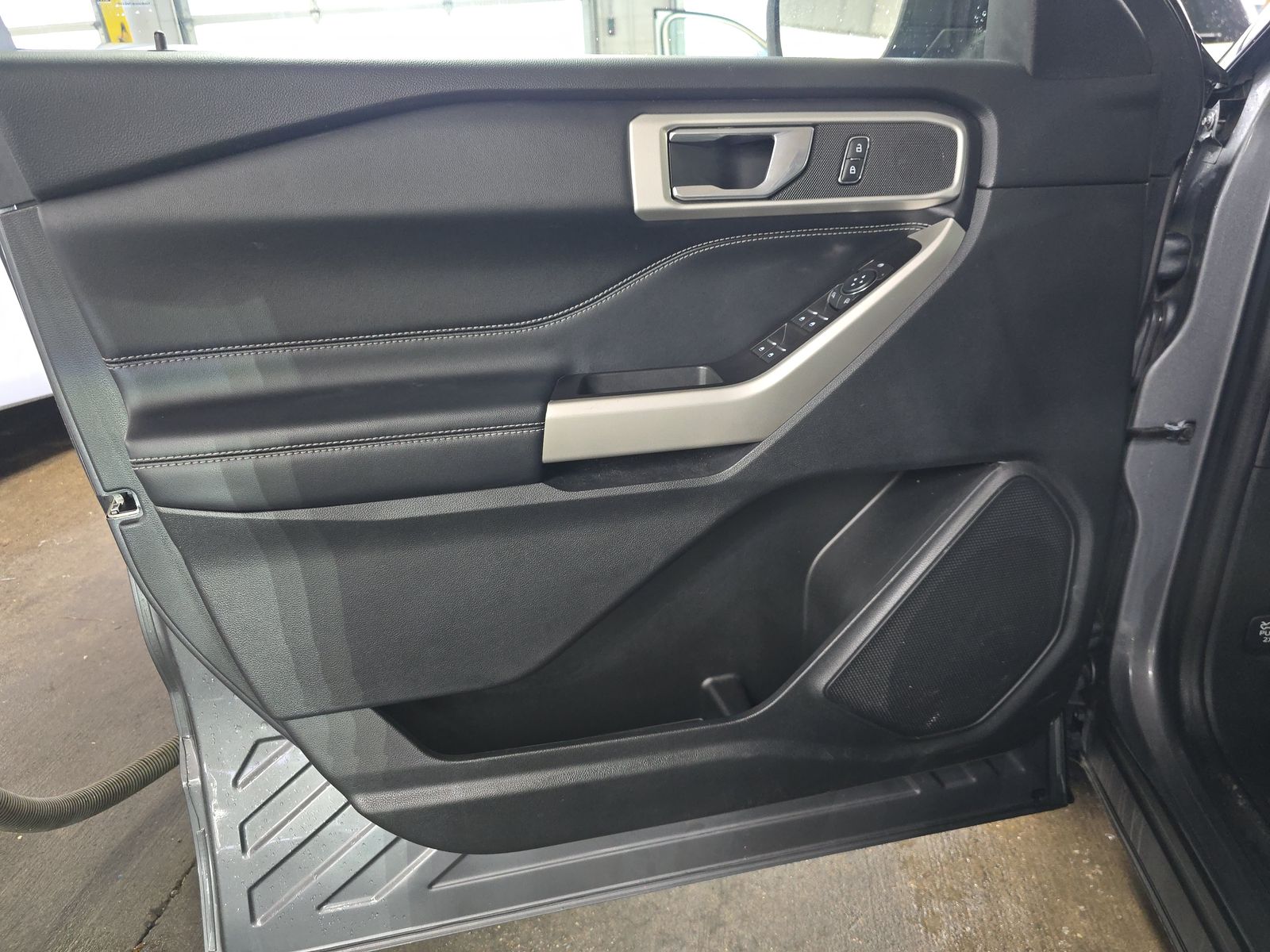 2022 Ford Explorer XLT AWD